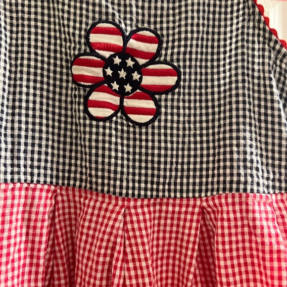 Girls Sleeveless Patriotic Dress - Picture 3 of 4